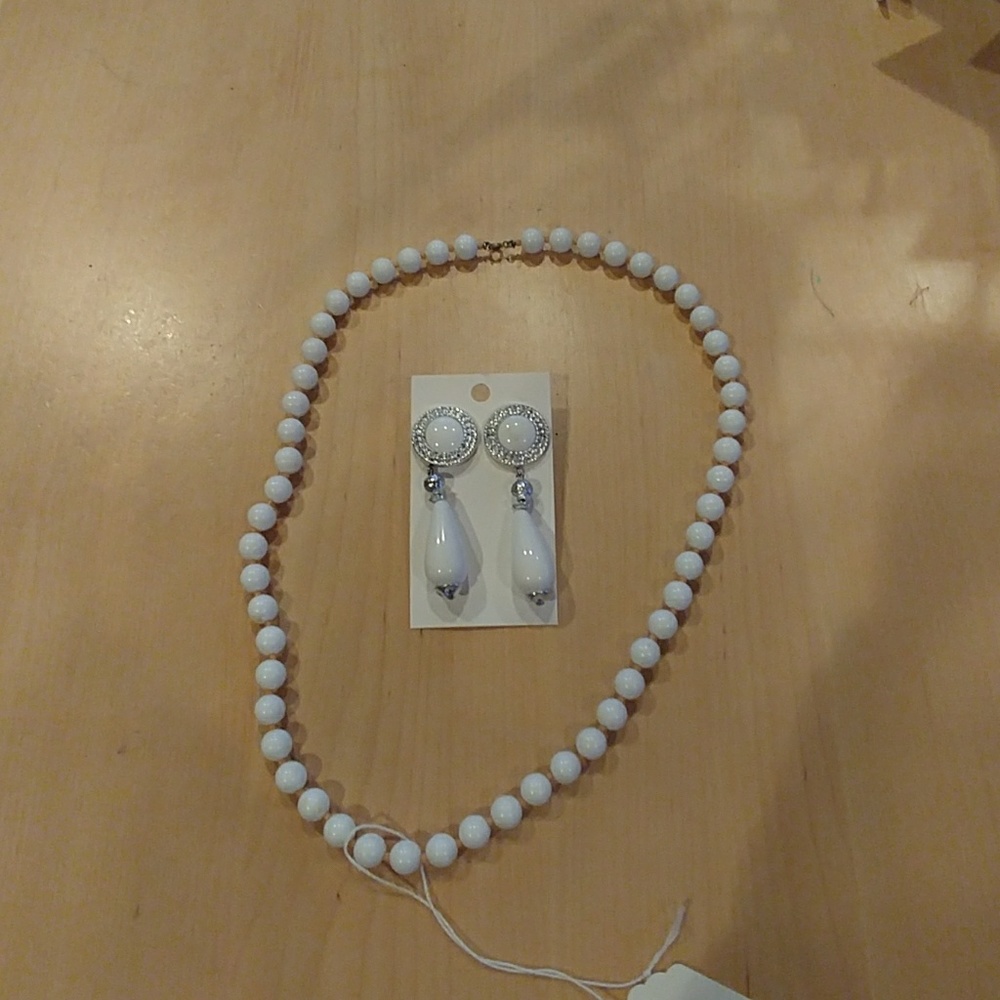Necklace and dangle earrings